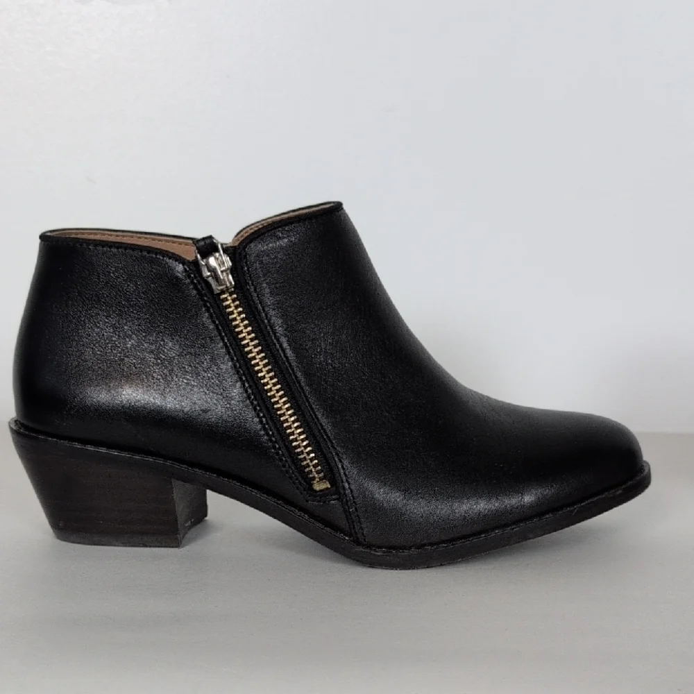 Vionic Jolene Heeled Ankle Boot